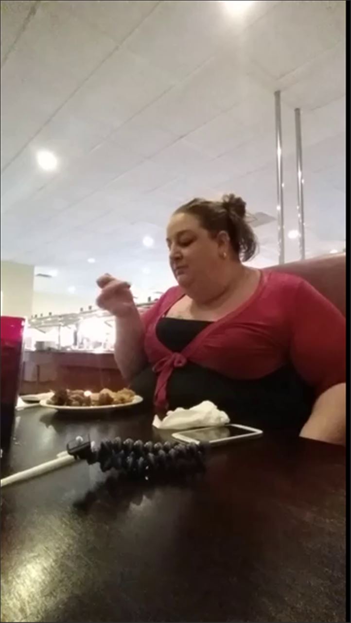 Destiny BBW - Destiny and Wendy at the Chinese buffet (2014-10-29) 089
